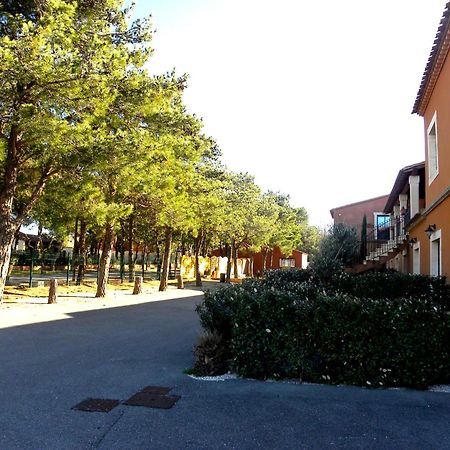 Hotel Du Mas Vinassan Екстер'єр фото