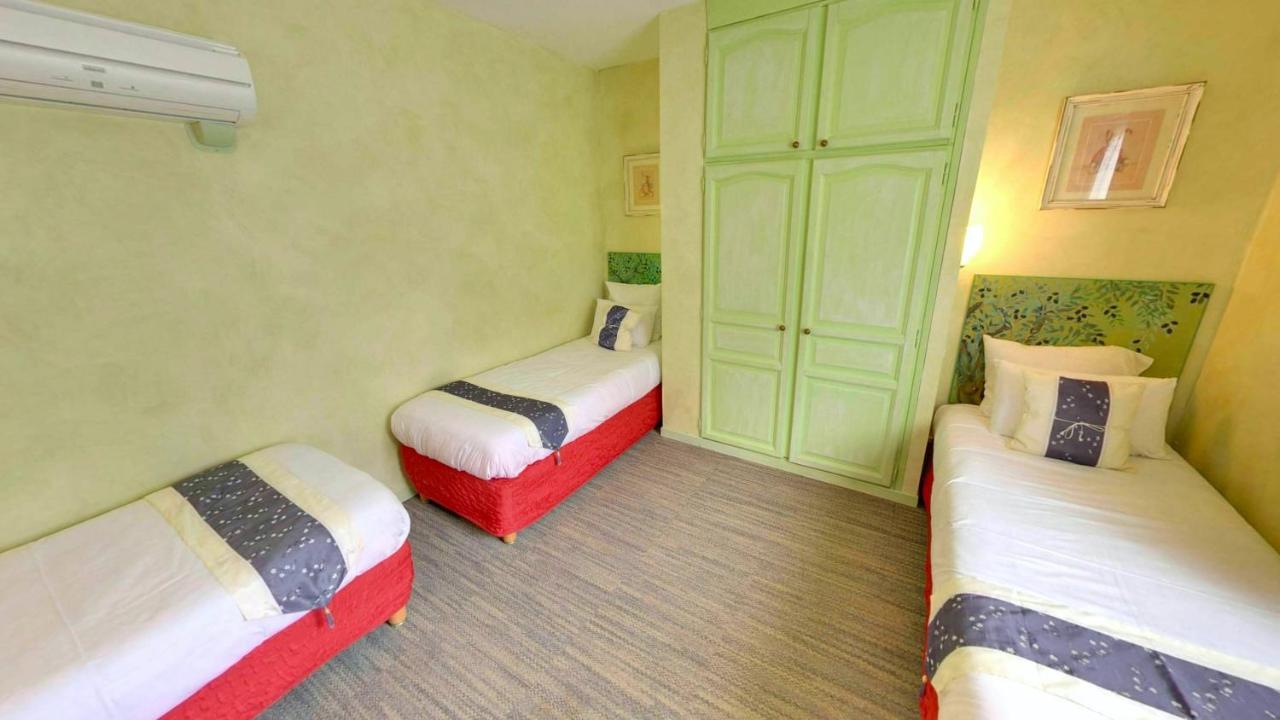 Hotel Du Mas Vinassan Екстер'єр фото