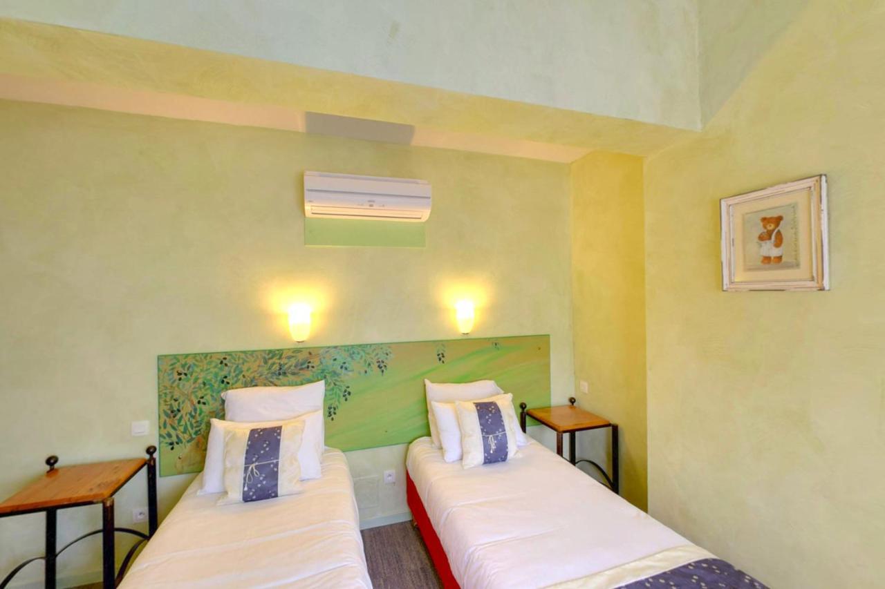 Hotel Du Mas Vinassan Екстер'єр фото